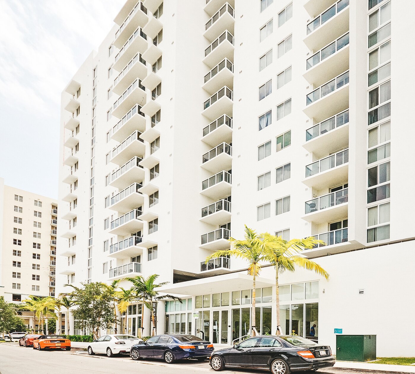 25 Mirage building exterior with palm trees