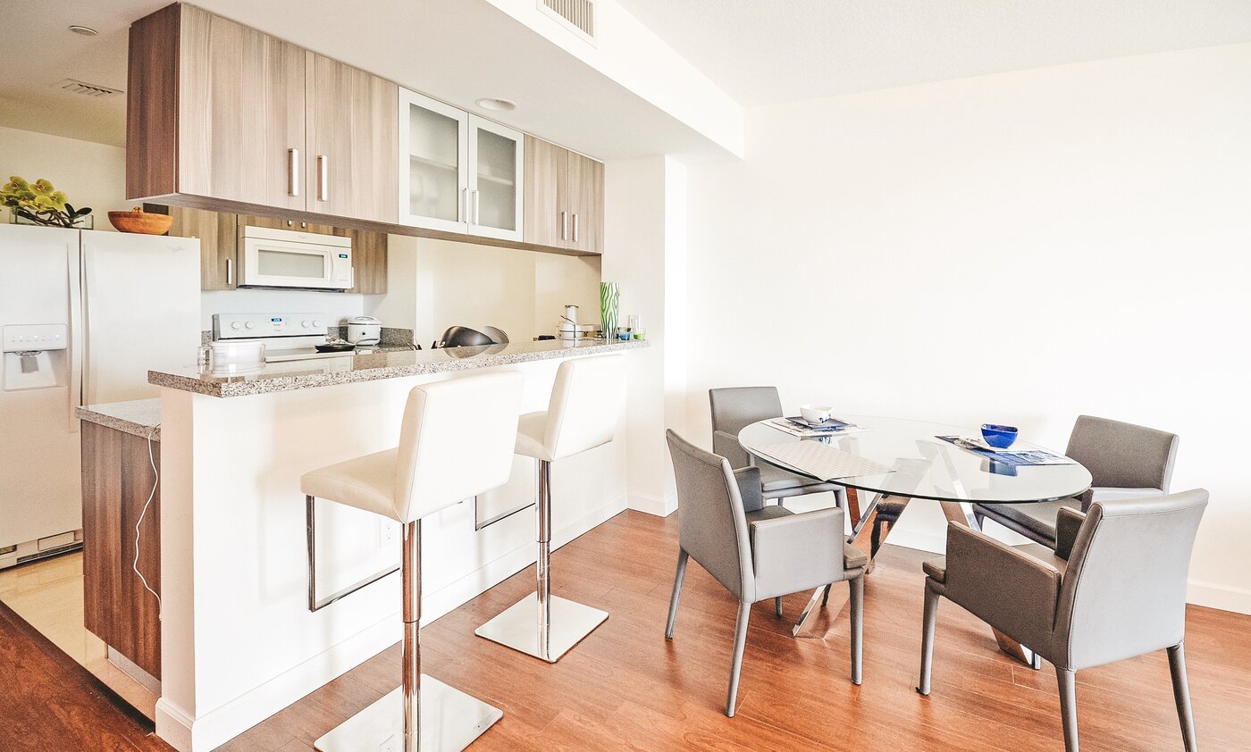 Modern kitchen with granite breakfast bar